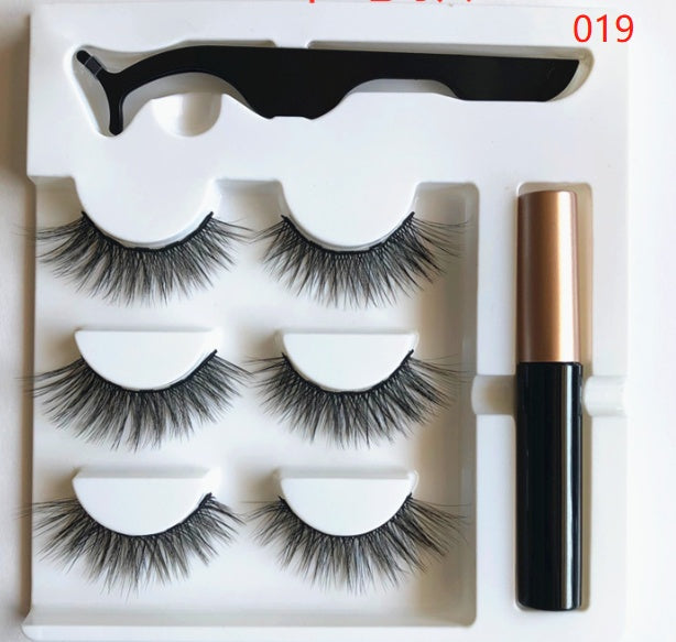 Magnetic false eyelashes Magnetic false eyelashes